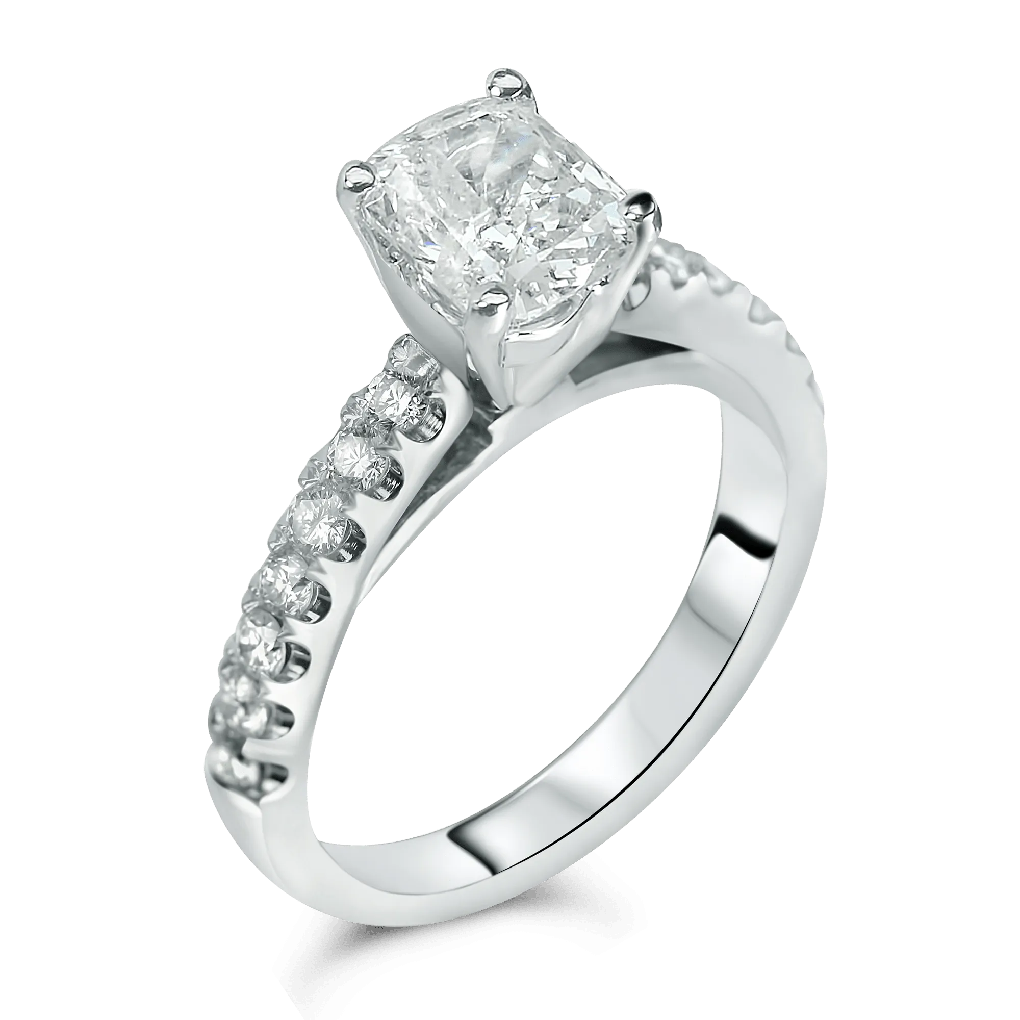 whale tail setting with cushion center diamond