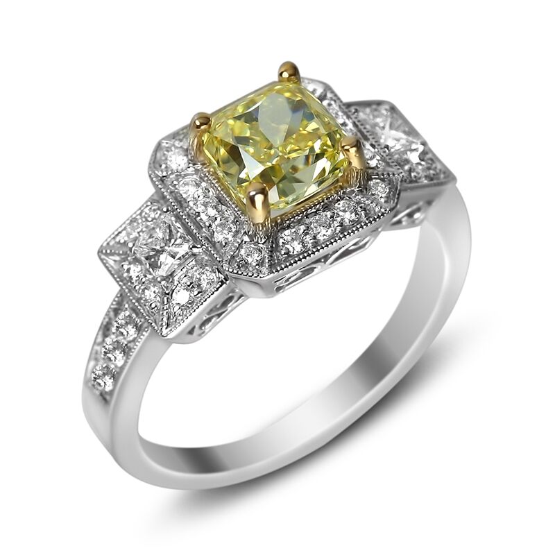 Light Yellow Antique Style Cushion Halo with Millgrain - Image 2