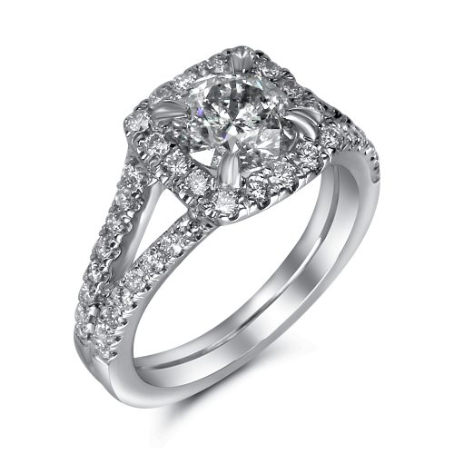 Cushion Halo with Round Center and Split Shank
